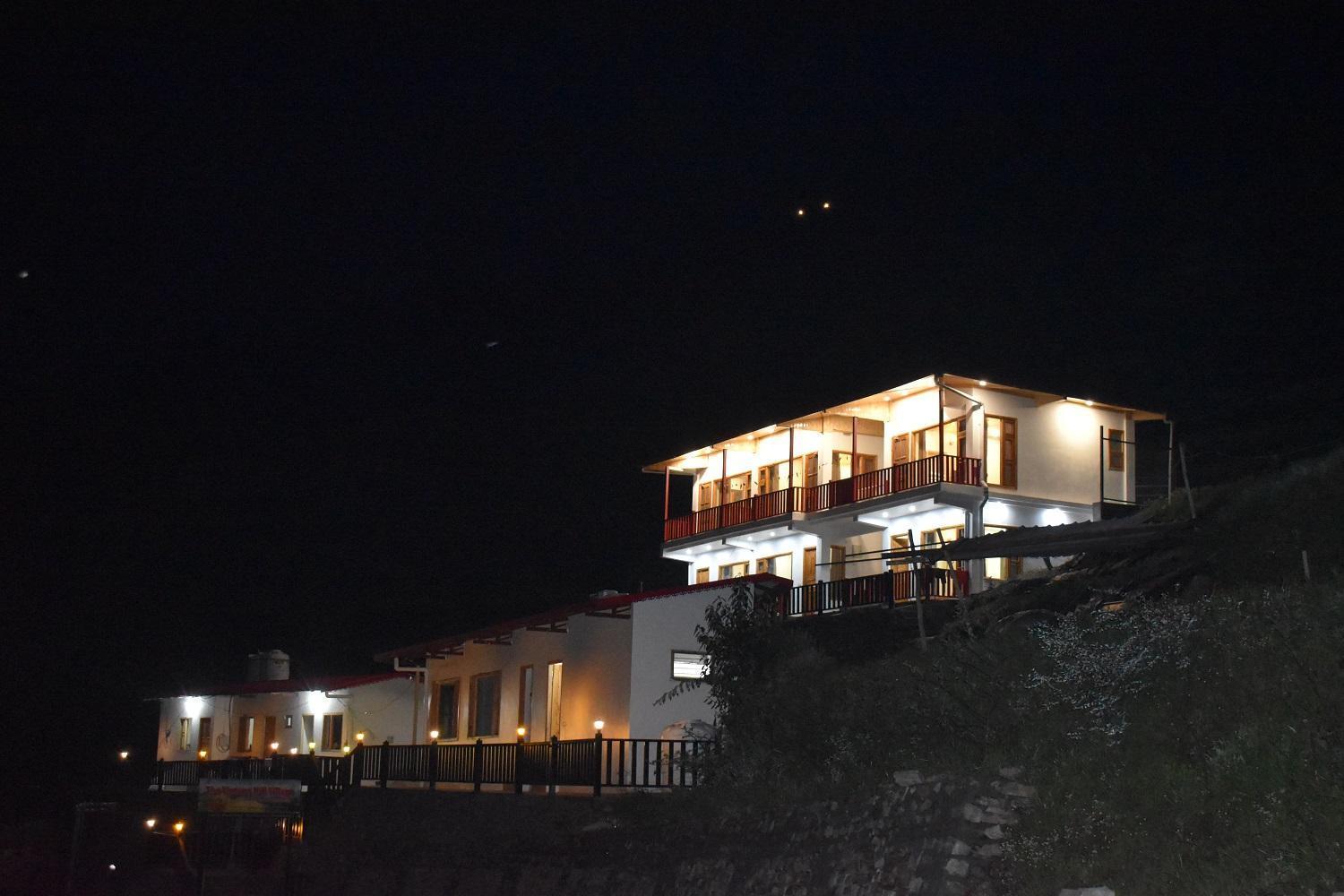 The Vintage Hill Village - Himalayan Boutique Resort Kanatal Exterior foto